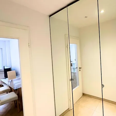 New - Cozy Apartment,kitchen,netflix And *