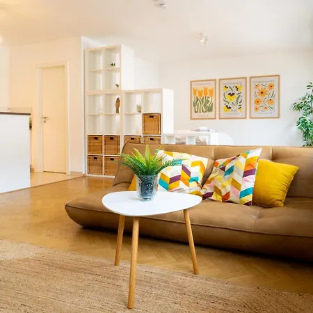 Top! Gemuetliches Studio-apartment Zentral, Wlan, Kueche Appartement