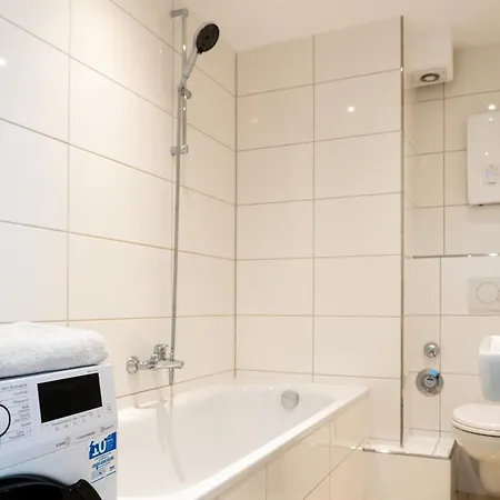 Appartement Top! Gemuetliches Studio-apartment Zentral, Wlan, Kueche Essen