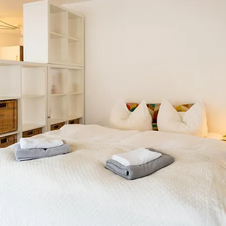 Livesto Easyroomii - Gemuetliches Studio-apartment Zentral, Wlan, Kueche Lägenhet *