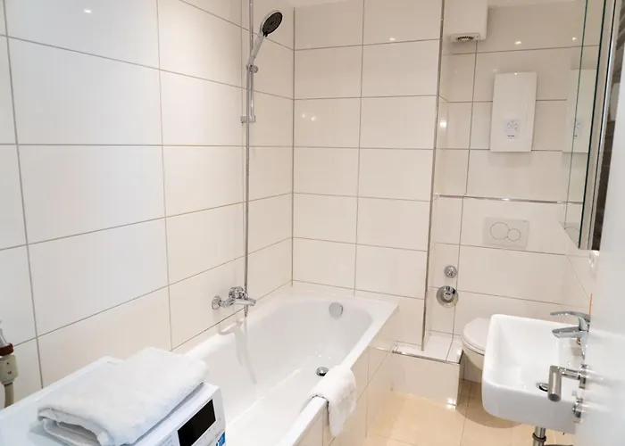 Top! Gemuetliches Studio-apartment Zentral, Wlan, Kueche 에센