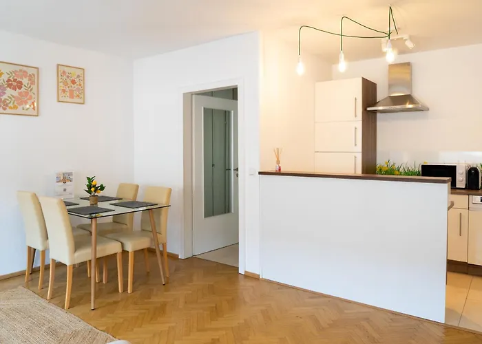 Lägenhet Top! Gemuetliches Studio-apartment Zentral, Wlan, Kueche